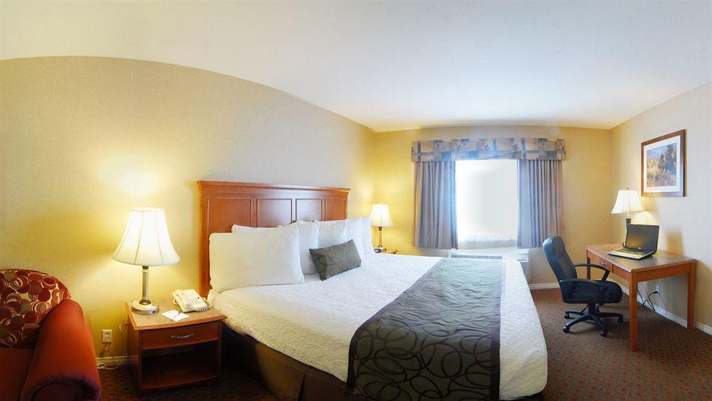 Best Western Plus Osoyoos Hotel & Suites Exterior photo