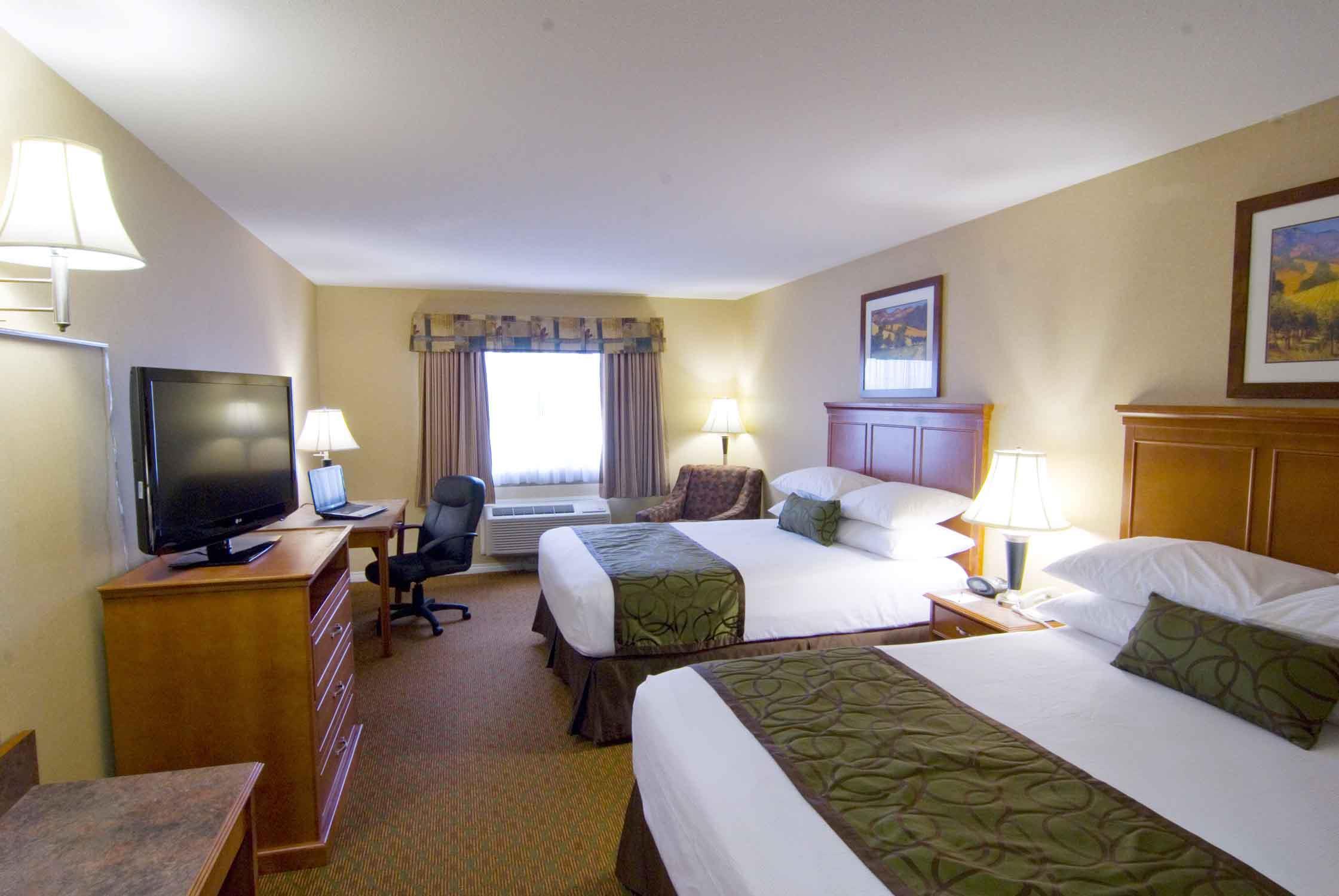 Best Western Plus Osoyoos Hotel & Suites Exterior photo