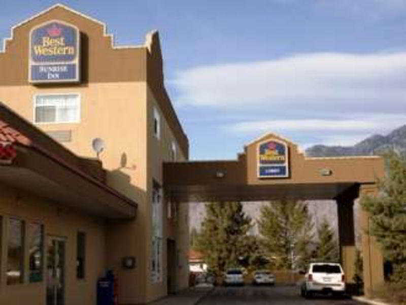 Best Western Plus Osoyoos Hotel & Suites Exterior photo