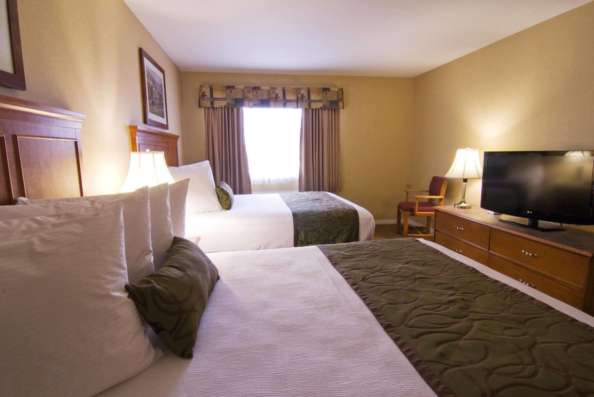 Best Western Plus Osoyoos Hotel & Suites Room photo