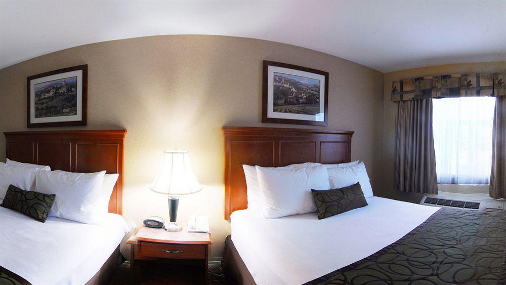 Best Western Plus Osoyoos Hotel & Suites Exterior photo